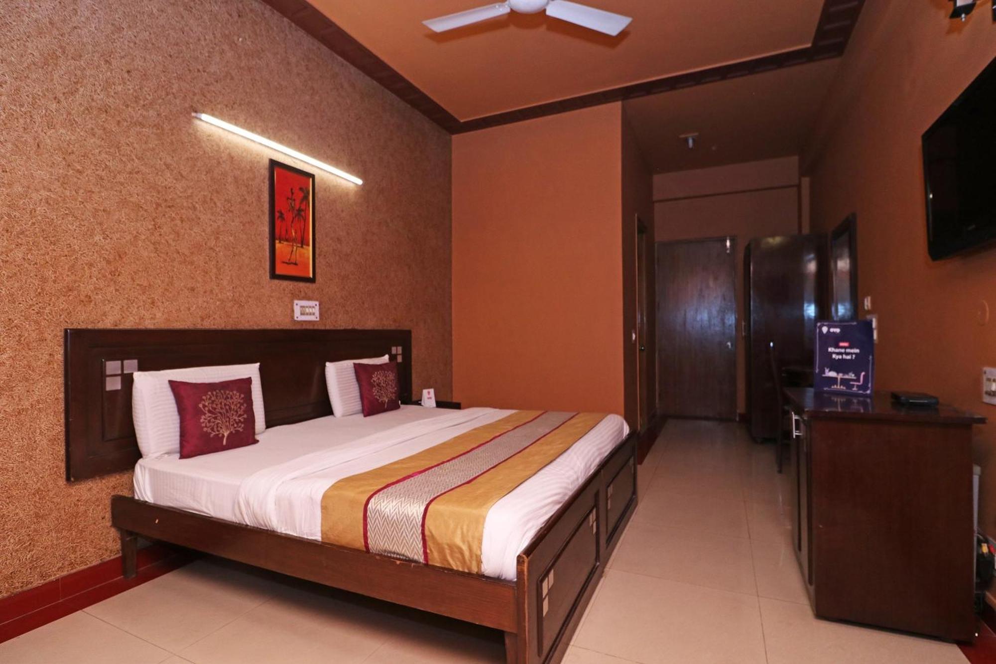 Townhouse Satguru Enclave Road Gurgaon Mokalsar Exterior foto