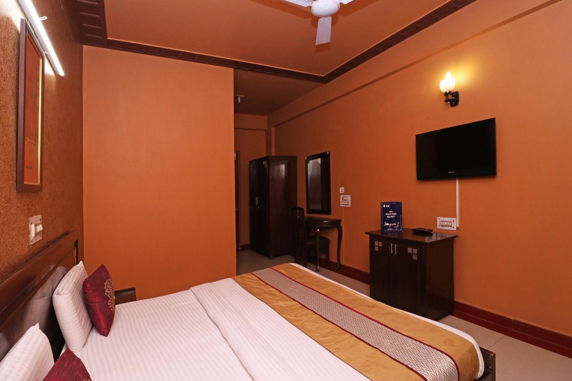 Townhouse Satguru Enclave Road Gurgaon Mokalsar Exterior foto